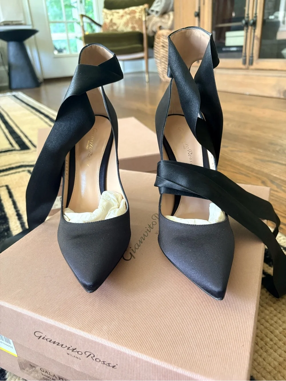 New Gianvito Rossi Black Satin Pointed-Toe Stiletto Pumps